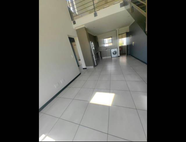 2 BEDROOM APARTMENT FOR SALE IN LONEHILL